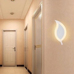 Kreativ Enkel Mote Moderne Akryl Kontrakt Vegglampe Legering Små Blader Lys