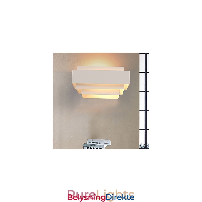 Kreativ Personlighet Smijerns Vegglampe