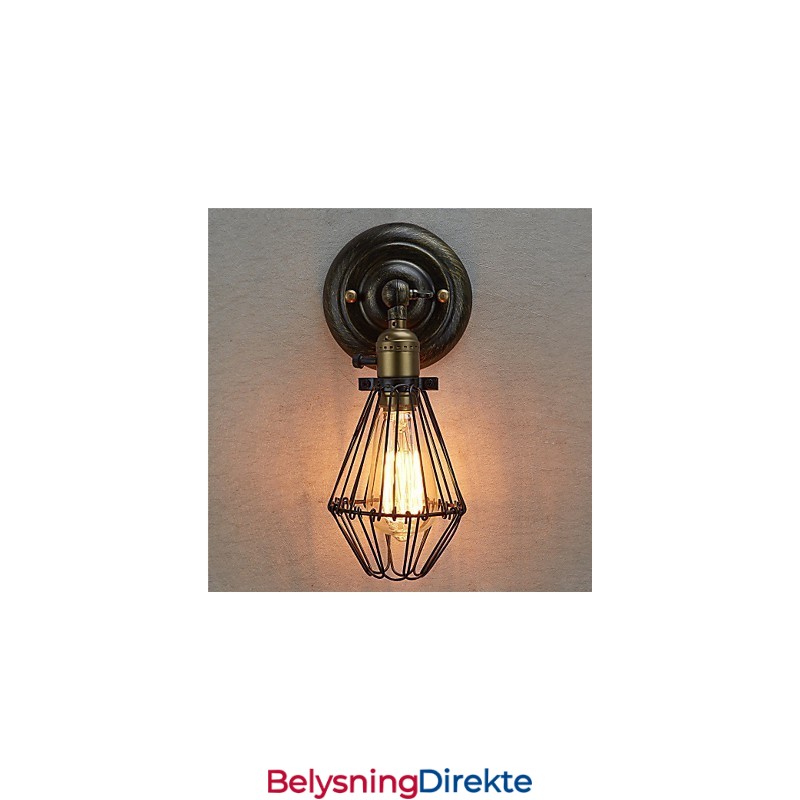 Industriell Vegglampe I Vintagestil Som Åpner Og Lukker, Loftsstil, Restaurerer Gamle Skikker