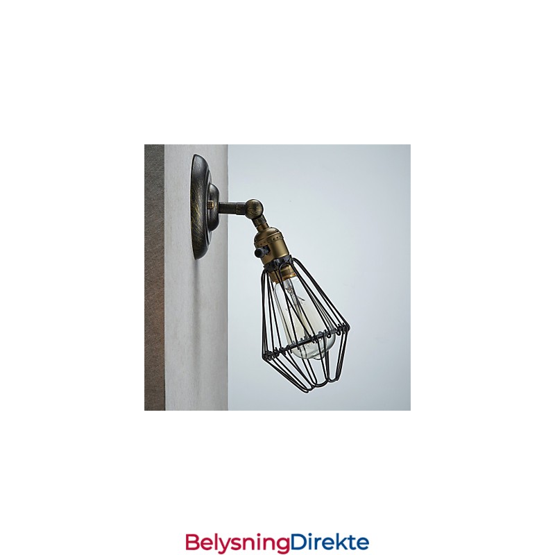Industriell Vegglampe I Vintagestil Som Åpner Og Lukker, Loftsstil, Restaurerer Gamle Skikker
