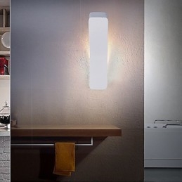 Kontraktert Og Moderne Kreativ Bøyd Smijernsvegglampe Med Strømlamper