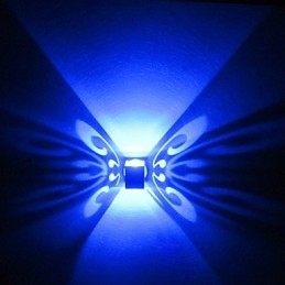 Kreativ Sommerfugllampe Vegglampe