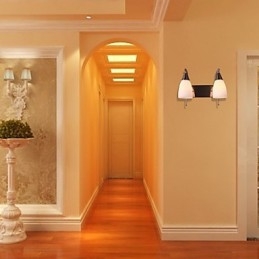 Vegglampe Med 2 Lys I Hvit Skjerm