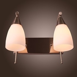 Vegglampe Med 2 Lys I Hvit Skjerm