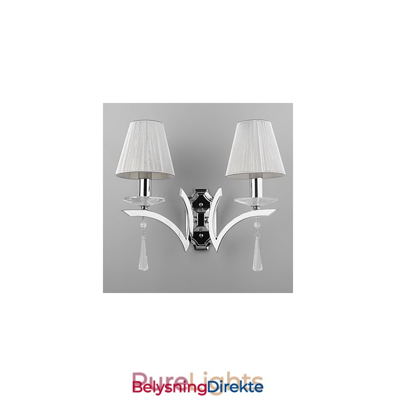 Elegant Vegglampe Med 2 Lys Dekorert Med Krystalldråper