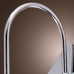 Vegglampe Med Elegant Krystalldråpe