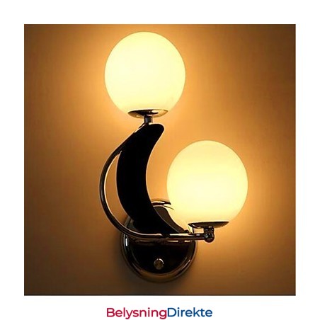 Moderne, Samtidssølvfarget Vegglampe Med Omgivelseslys