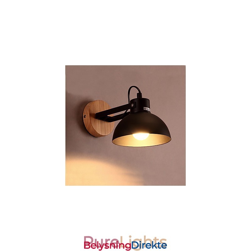 Moderne, Samtidskunstnerisk Rustikk Hyttemaleri Med Downlight-Vegglampe