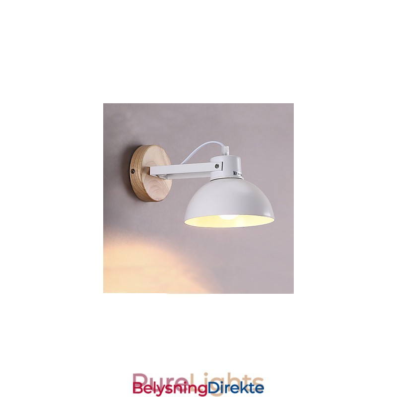 Moderne, Samtidskunstnerisk Rustikk Hyttemaleri Med Downlight-Vegglampe