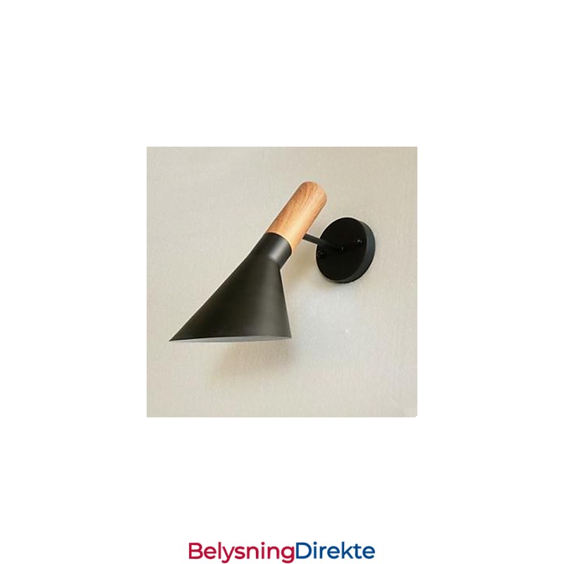 Moderne Enkel Stueseng Smijerns Imitert Trevegglampe