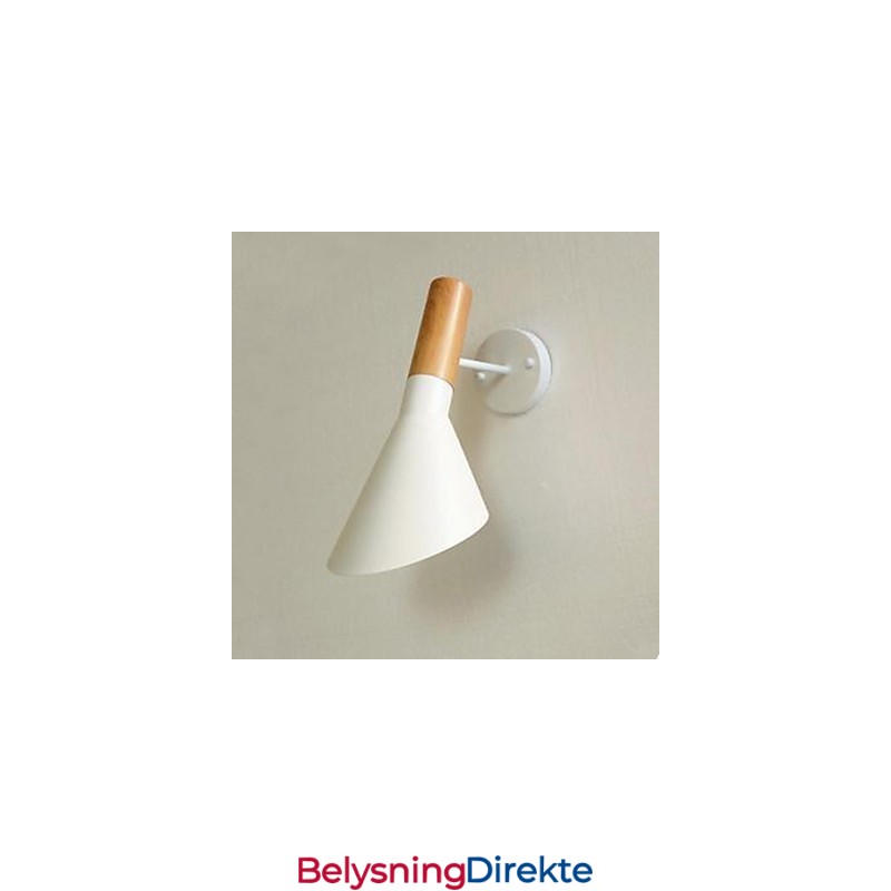 Moderne Enkel Stueseng Smijerns Imitert Trevegglampe