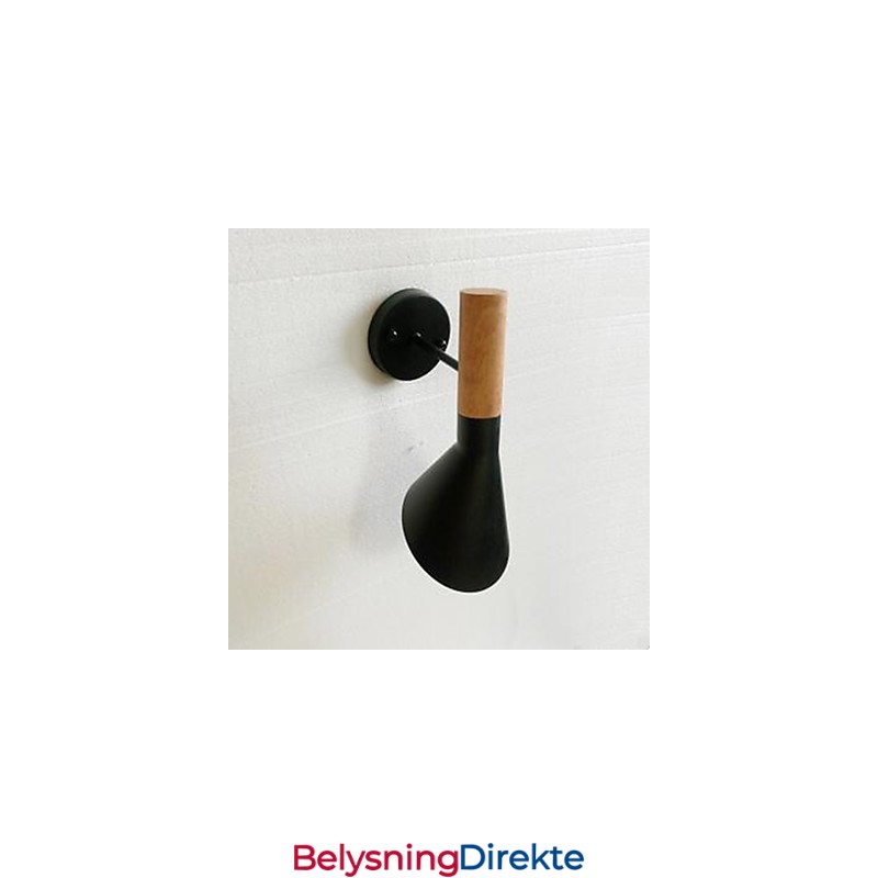 Moderne Enkel Stueseng Smijerns Imitert Trevegglampe