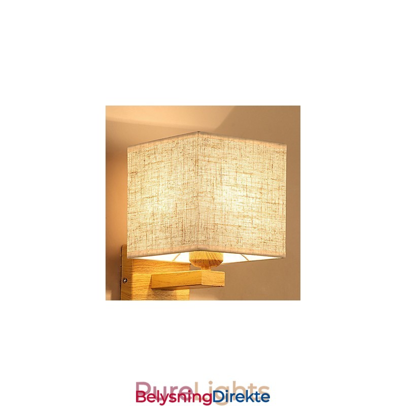 Minimalistisk Bordlampe I Massivt Tre Nattbordslampe