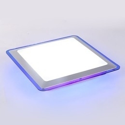 Innfelt Moderne Samtidsliv Seng Bad Barnegarasje Metall