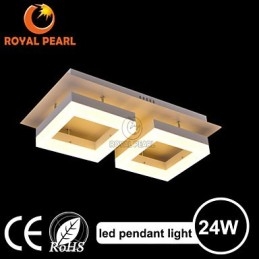 Taklampe I Slitesterk Design