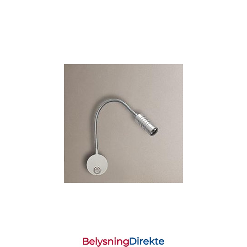 Vegglampen Til Vegglampen Til Hodet På Slangesengen Er Opplyst Av Lysleselampen