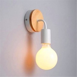 Moderne Minimalistisk Kreativ Personlighet Tre Jernlampe Korridor Balkong Soverom Nattbord Jern Vegglampe