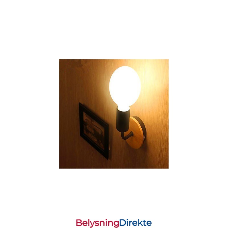 Moderne Minimalistisk Kreativ Personlighet Tre Jernlampe Korridor Balkong Soverom Nattbord Jern Vegglampe