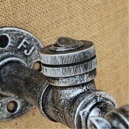 Rustikk Hyttemaling For Omgivelseslys Vegglampe I Sølvfarget