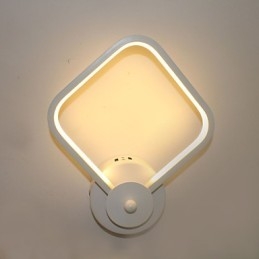 Enkel Moderne Soverom Nattbordslampe Vegglampe Kreativ Personlighet Trapper Aluminiumslampe