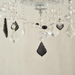 Moderne, Samtidskunstnerisk Krystallglasslysekrone