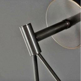 Moderne Globeformet Vegglampe I Glass Med Svart Vanndråpeform