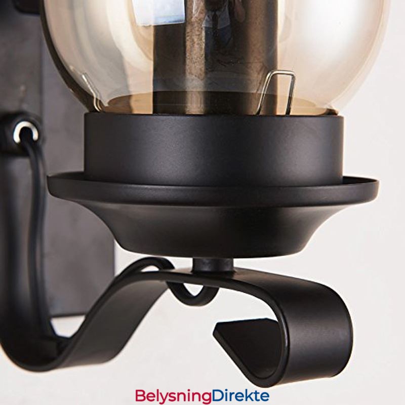 Vintage Smijernsvegglampe Med Én Lyspære