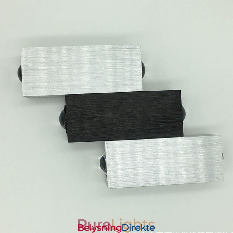 Moderne Vegglamper Opp- Og Nedvegglampe I Aluminium