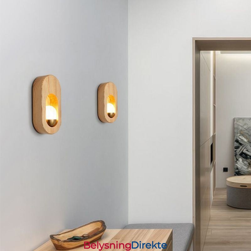 Japansk Dekorasjonsvegglampe I Tre, Inngangsgang