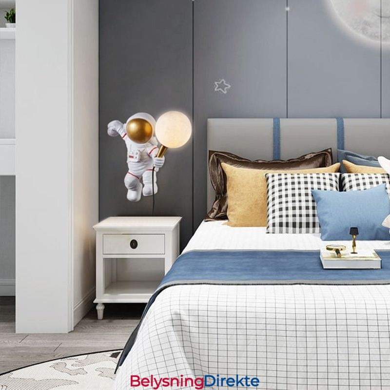 Moderne Vegglampe Kreativ Astronaut Harpiks Vegglampe For Barn