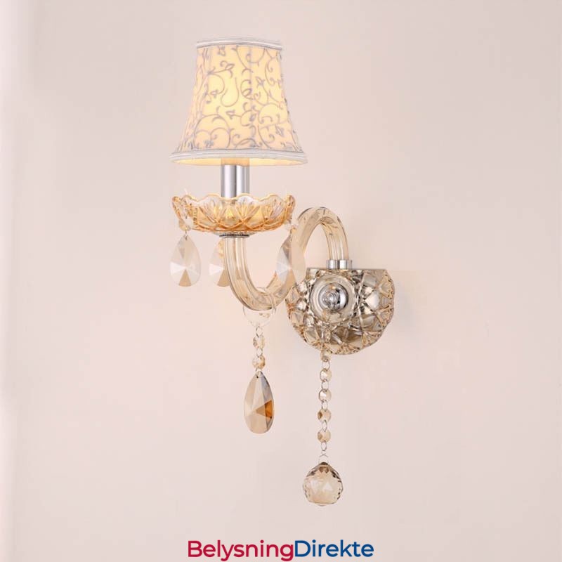 Elegant Krystallvegglampe I Europeisk Stil I Midtgangen