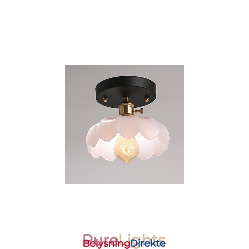 Innfelt Retrobelysning Lyser Taklampe I Glass