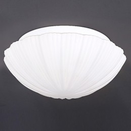 De Nordiske Kreative Glassskallene For Å Absorbere Kuppellys