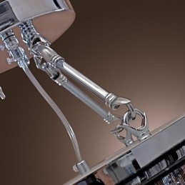 Moderne Krystallinnfelt Med 5 Lys I Svart Stoffskjerm