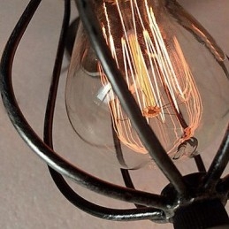 Maleri I Metall I Vintage-Stil, Innfelt Montering