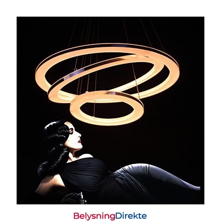 Moderne Pendellampe Med 3 Ringer I Akryl