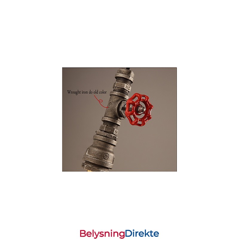 Retro Hengelampe Fungerer Som En Loftdekorasjon I Landlig Og Industriell Stil Med Rør