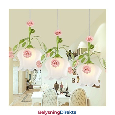 Valentinsdagshageblomster Og -Planter Absorberer Kuppellys