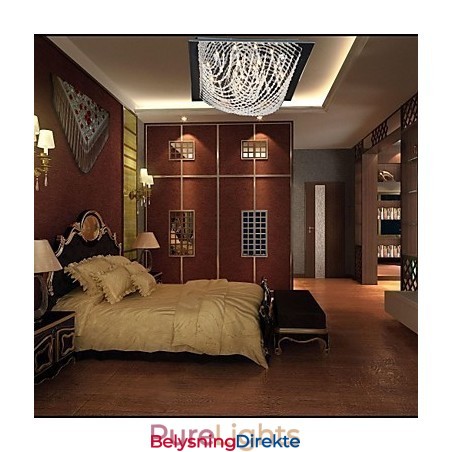 Tradisjonell Klassisk Krystallkrone I Metall