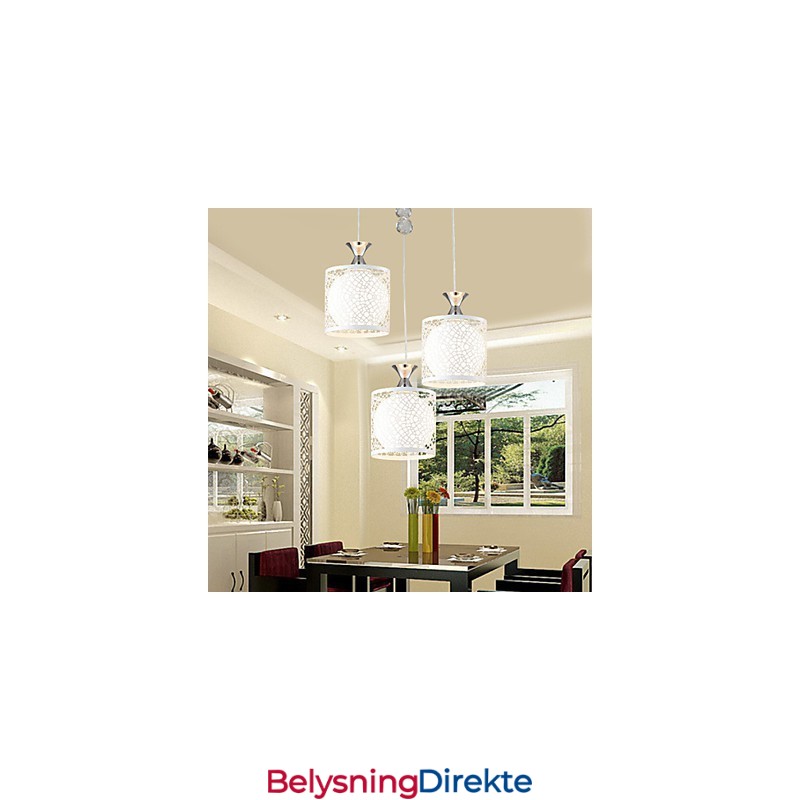 Moderne Og Kontraktsfestet Tre Kreative Krystalldråpelamper I Smijern