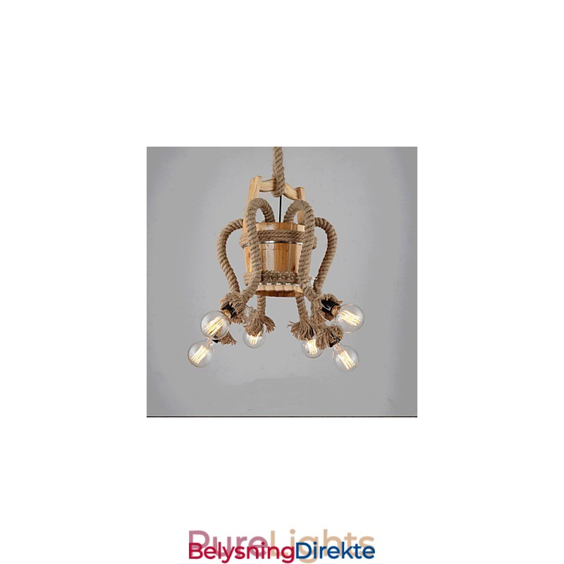 Kreativ Lampe I Trefat Med Lysekrone