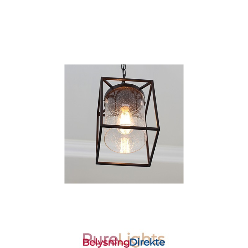 Firkantet Ramme Av Glasstaket I Nordisk Landstil