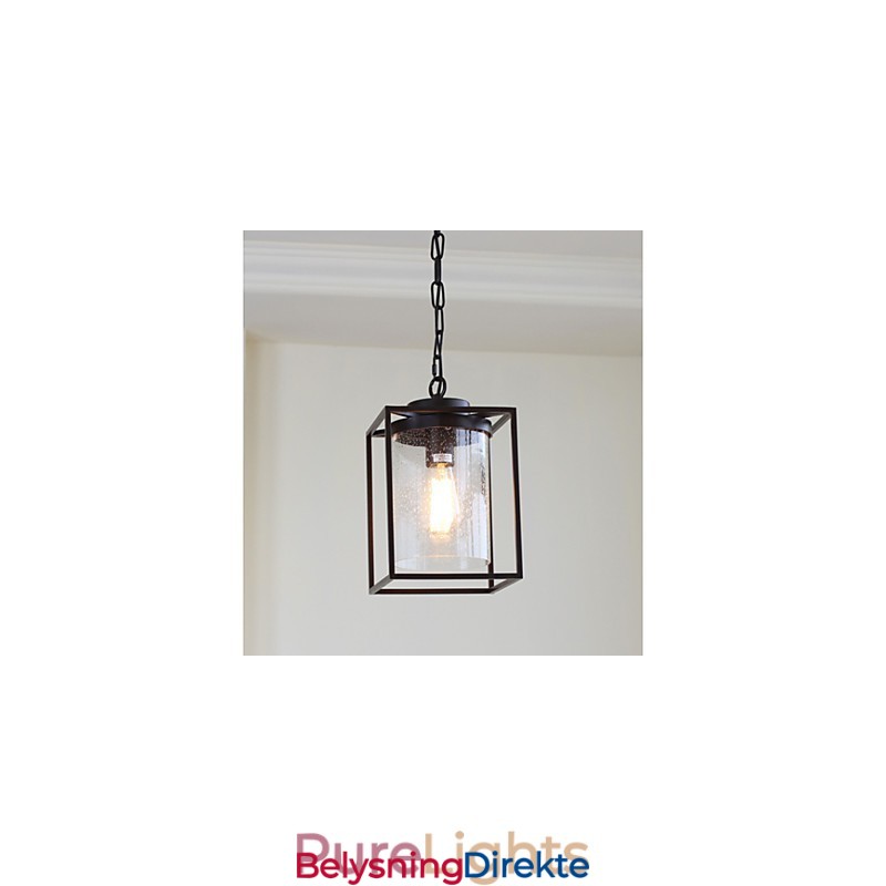 Firkantet Ramme Av Glasstaket I Nordisk Landstil