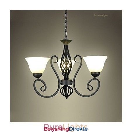 Jane Lysekronen Er Smijernslampe I Kreativ Europeisk Stil