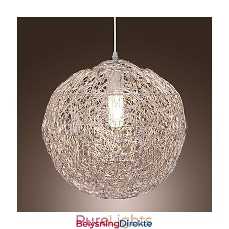 Moderne Og Moderne Globeformet Pendellampe I Krom I Ministil