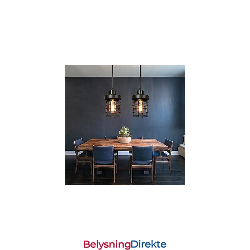 Retro Sirkel Av Enkle Hodelamper Og Lanterner Karakterkunst Lysekronelampe