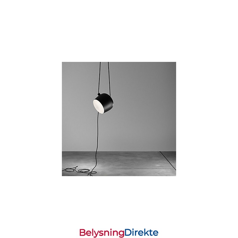 Moderne, Samtidskunstnerisk Maleri, Metallpendellampe